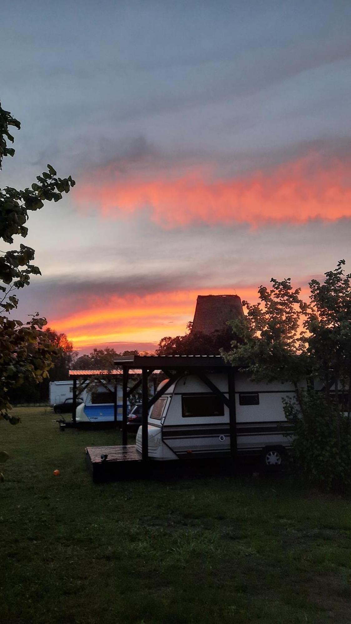 Camping Prie Maluno Zagare Екстер'єр фото